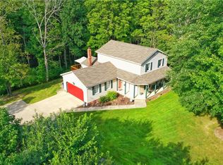 5177 Hayes Rd, Ravenna, OH 44266