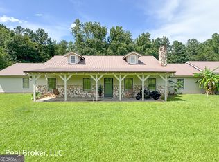412 W River Rd, Baxley, GA 31513