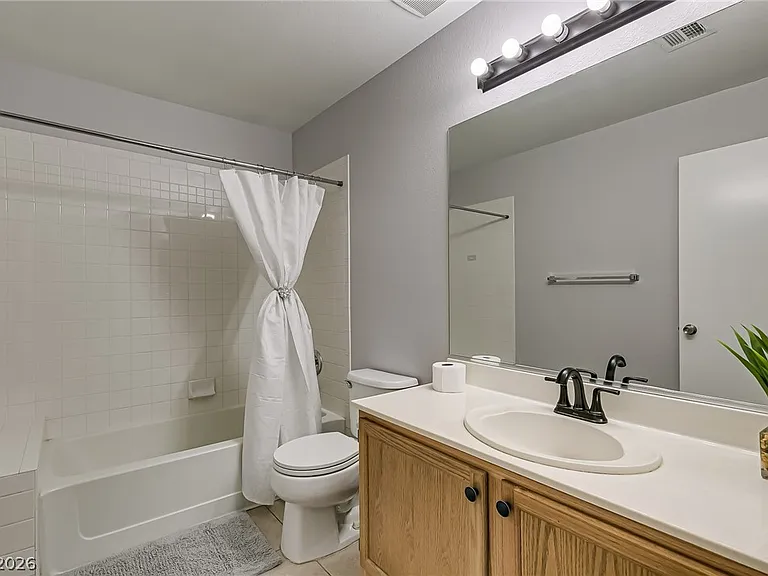 5415 W Harmon Ave #2114 — Photo 9
