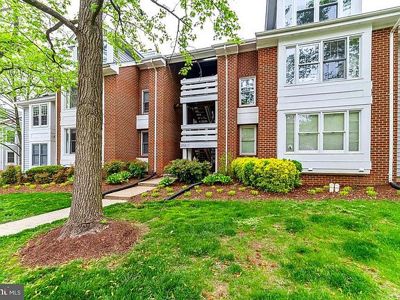 3rd image of 3153 Anchorway Ct #3153B