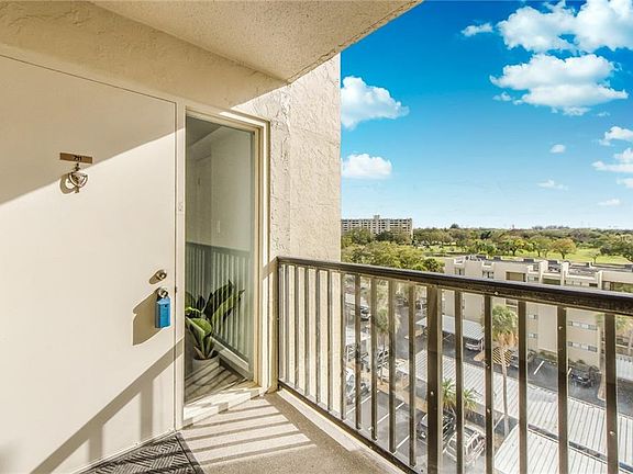 2nd image of 2617 Cove Cay Dr Unit 711