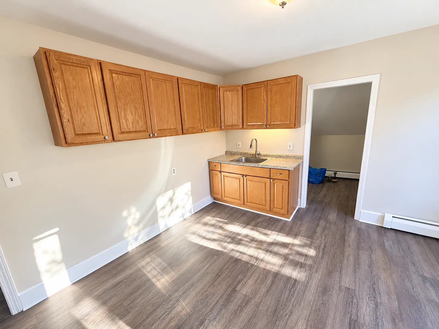2 bed, 1.5 bath, 1000 sqft, $2,100 — Photo 2