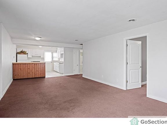 3rd image of 6820 Waterleigh Dr