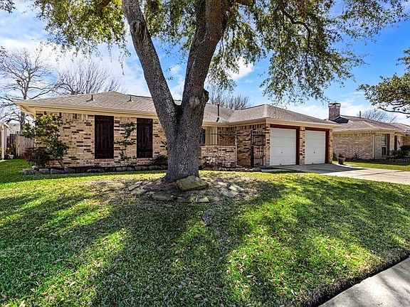 2nd image of 5121 Glenvalley Drive