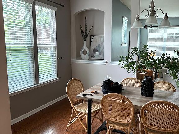 3rd image of 100 Stratford Lakes Dr Unit 255