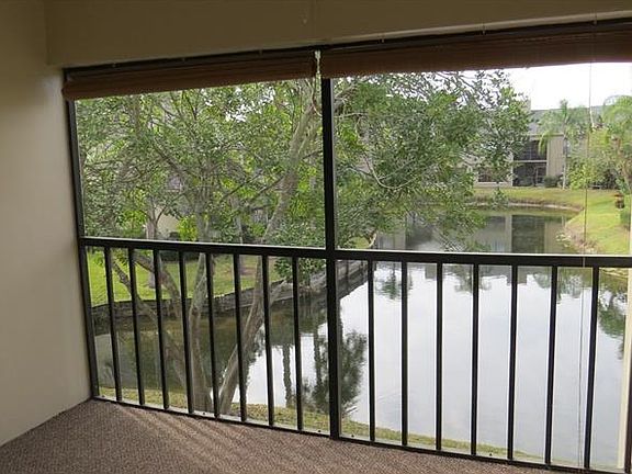 3rd image of 2473 Kingfisher Ln APT I202
