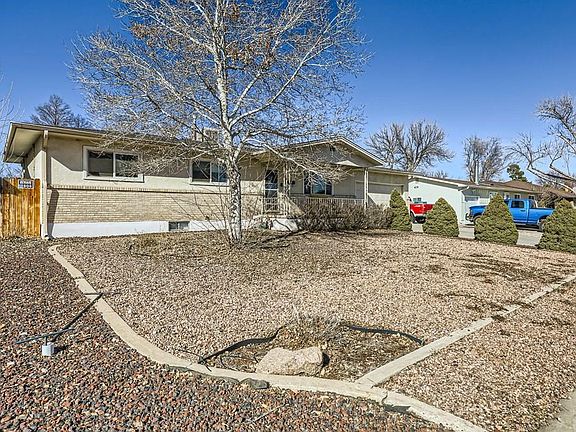 2nd image of 43 Fordham Cir