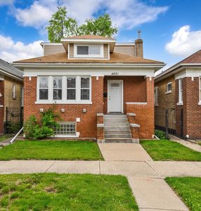 4821 W Crystal St, Chicago, IL, 60651
