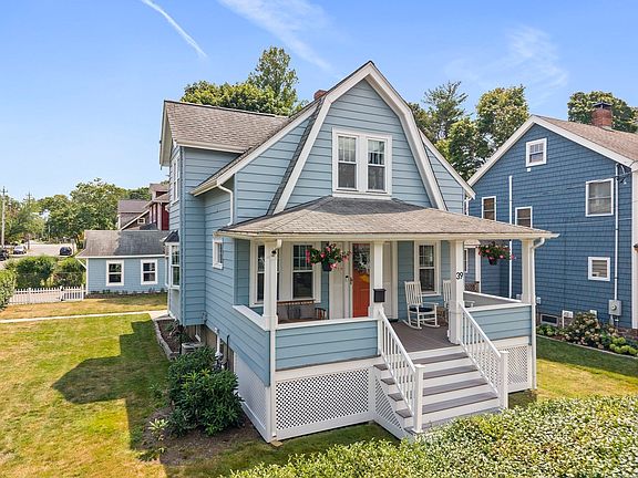 3rd image of 39 Holmes St