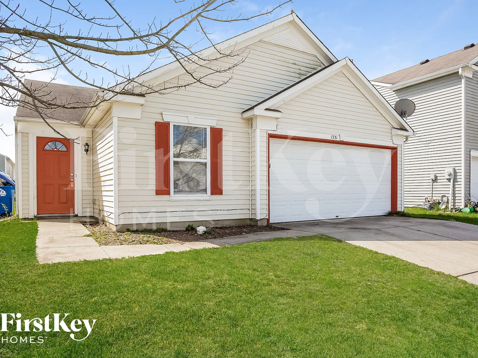 3 bed, 2.0 bath, 1282 sqft, $1,705 — Photo 2