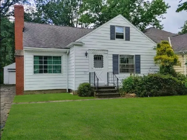 1624 Overbrook Rd, Lyndhurst, OH 44124