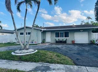 11450 NW 38th Pl, Sunrise, FL 33323