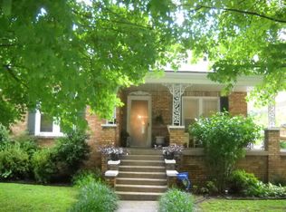 499 Cheatham St, Bruceton, TN 38317