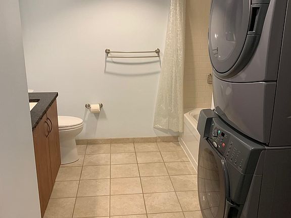 5th image of 221 Market St Unit 328