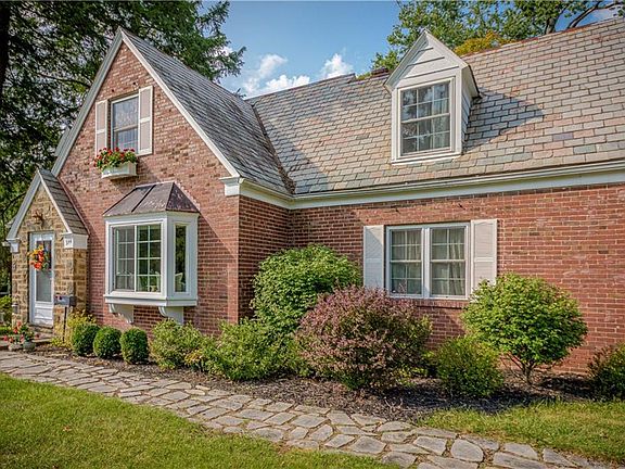 2nd image of 3144 Highland Dr