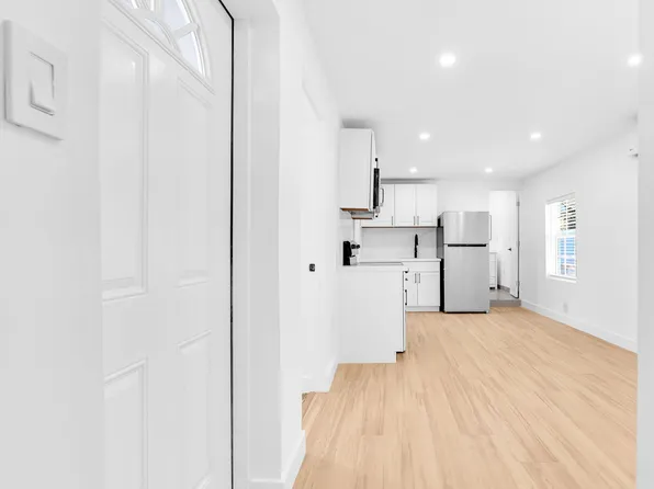 2419 Coolidge St, Hollywood, FL