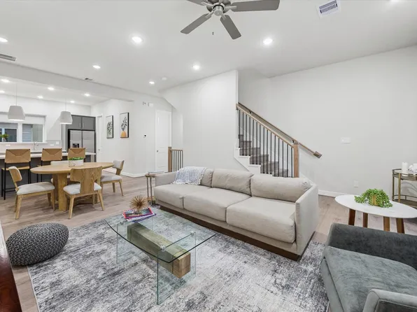 6332 Paddington Bend Dr, Houston, TX 77008