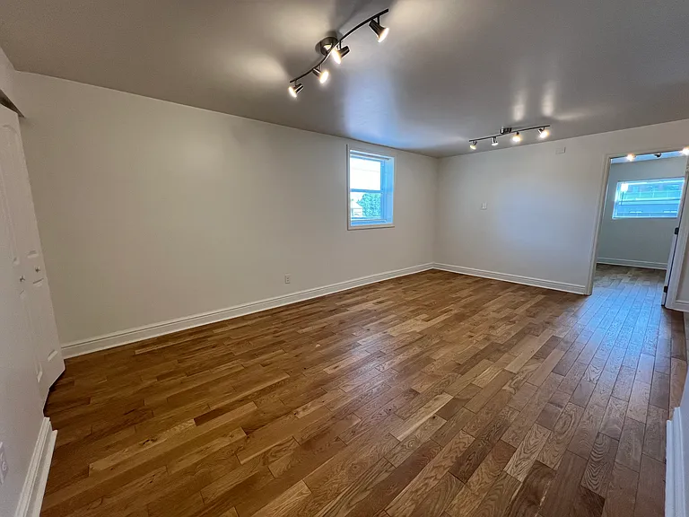 Penn Ave Properties — Photo 14
