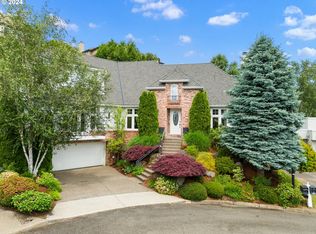 9235 NW Hopedale Ct, Portland, OR