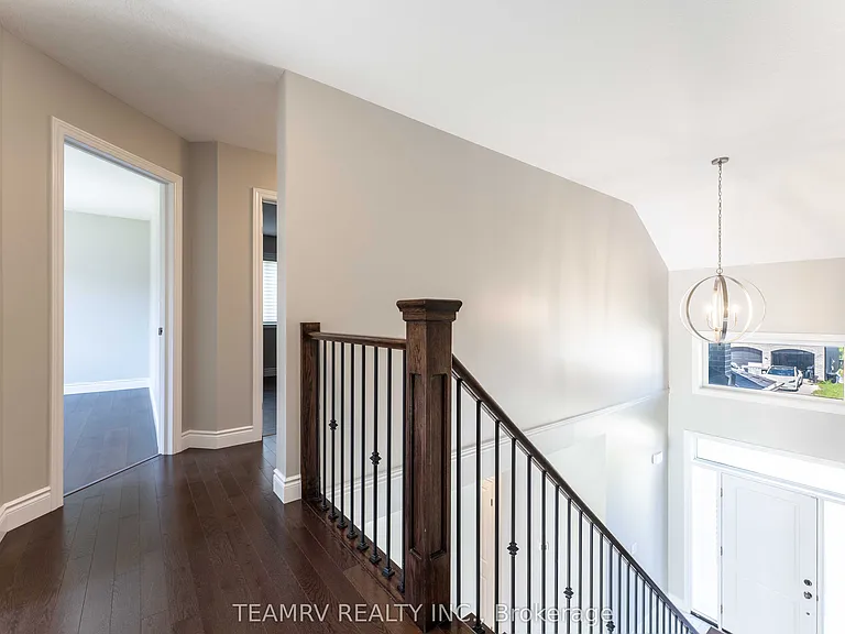 382 Masters Dr — Photo 34