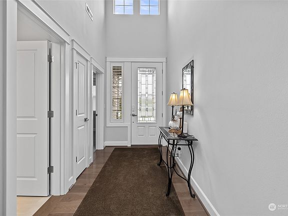 4th image of 9211 Schmitz Court SE