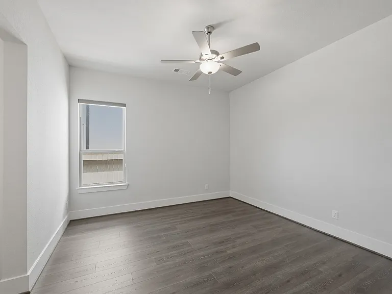 2030 Highland Moss Rd — Photo 37