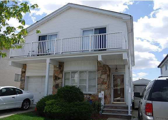 2nd image of 12 Norwich St