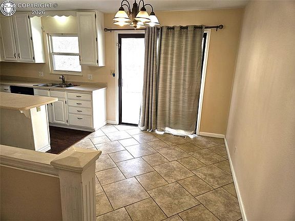4th image of 2507 Greenway Cir