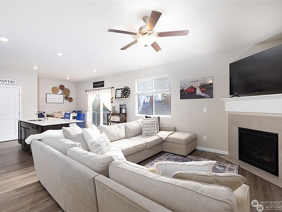 5th image of 4567 Sand Dollar Street