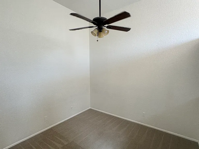 819 N College Ave #F106 — Photo 9
