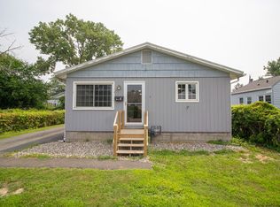 8 Park Ave, Latham, NY 12110