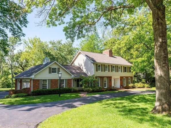 11114 Hermitage Hill Rd, Saint Louis, MO 63131