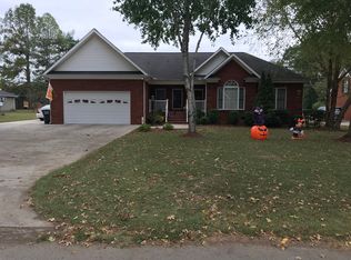 806 Oak Lawn Dr, Jasper, TN 37347