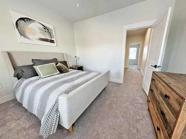 Pearl Street Townhomes — Photo 16