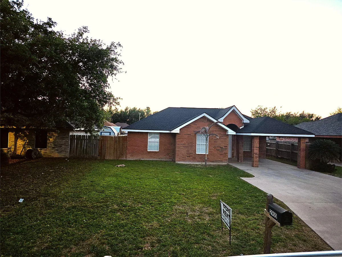 Building Photo - 2905 Stonecrest