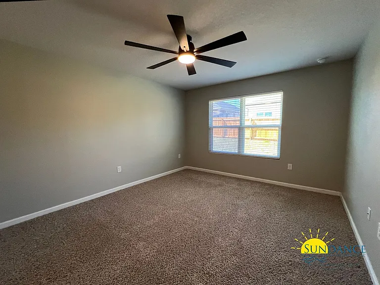 302 Flounder St — Photo 11