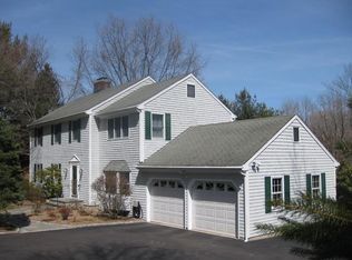 394 Ridgefield Rd, Wilton, CT 06897