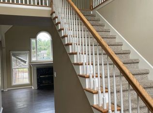 405 Washburn Ave, Lyndon, KY 40222