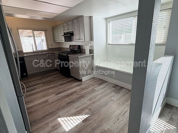 4th image of 13110 Mohican Dr
