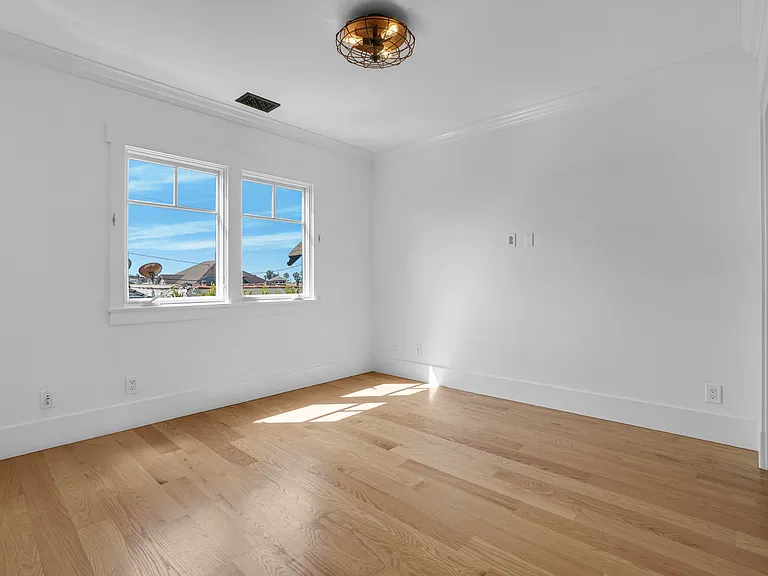 44 Sunset Ave #1 — Photo 26