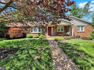 9 School Ln, Lebanon, PA 17042