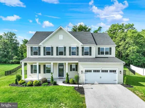 3946 Secretariat St, Harrisburg, PA 17112