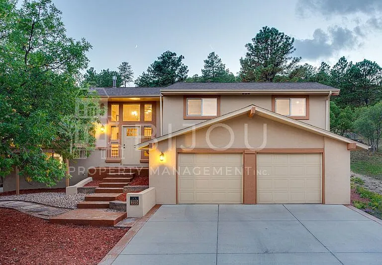355 Waco Ct — Photo 1