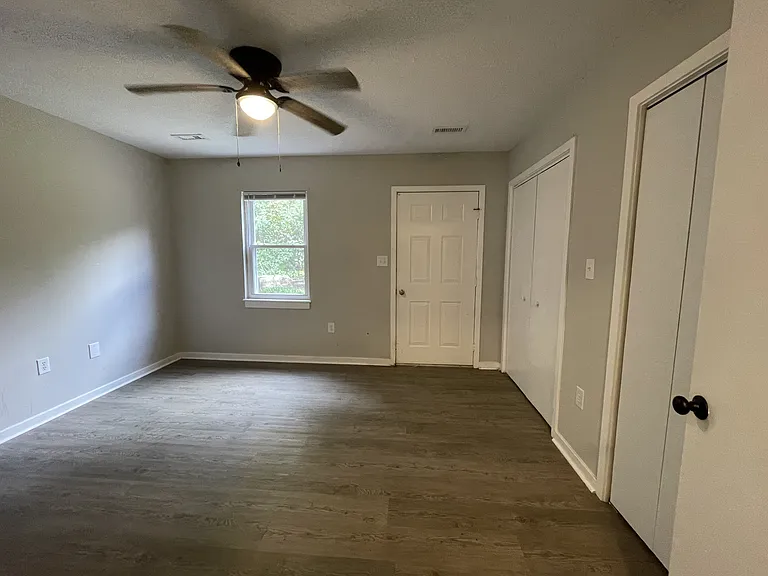 119 W Vail Dr — Photo 7