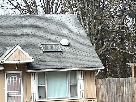 2nd image of 23928 S Kings Rd