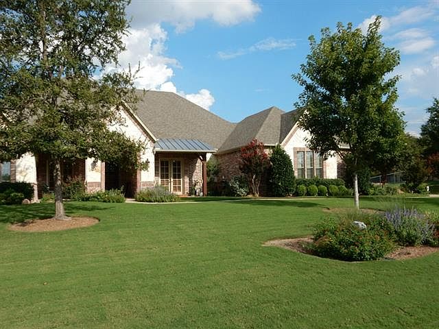 1st image of 1560 Blue Forest Dr