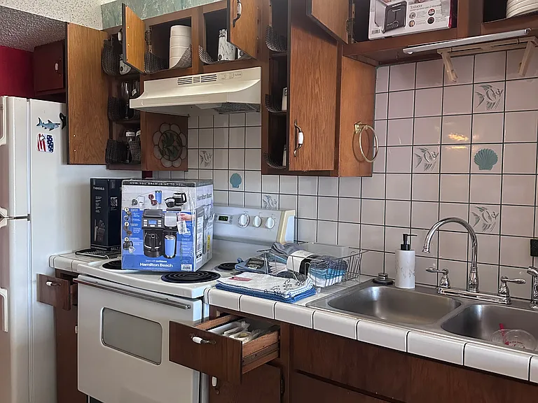 120 Padre Blvd #510 — Photo 39