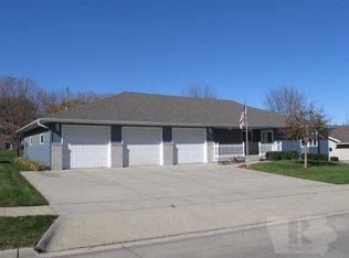 1137 Amy Ave, Carroll, IA 51401