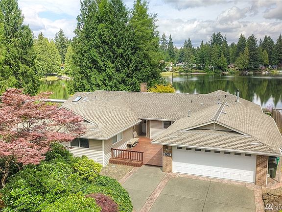 2nd image of 1700 Camelot Park SW