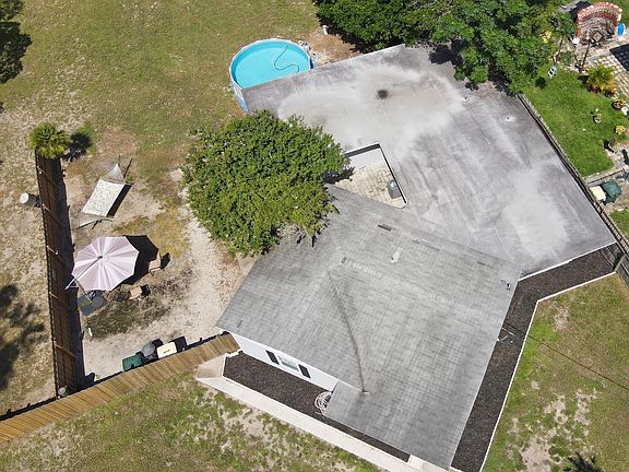 2nd image of 3956 Peach Dr